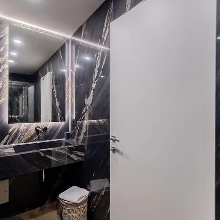 V31 Urban Collection I - Ii - Near Center - M5 מילאנו